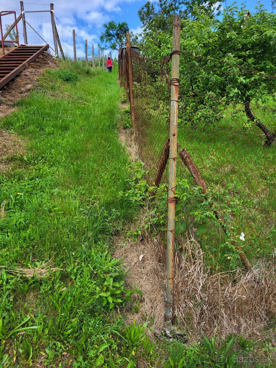 Viničný dom + vinica + ovocný sad, Čajkov, Štiavnické vrchy - 8
