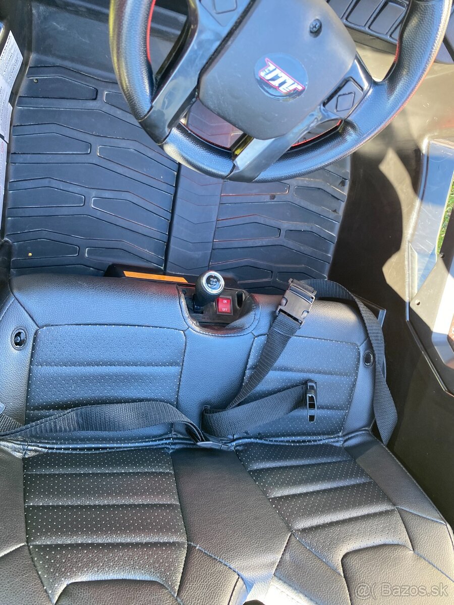 Elektrické autíčko UTV 24V, červené, dvojmiestne do 100 kg - 8