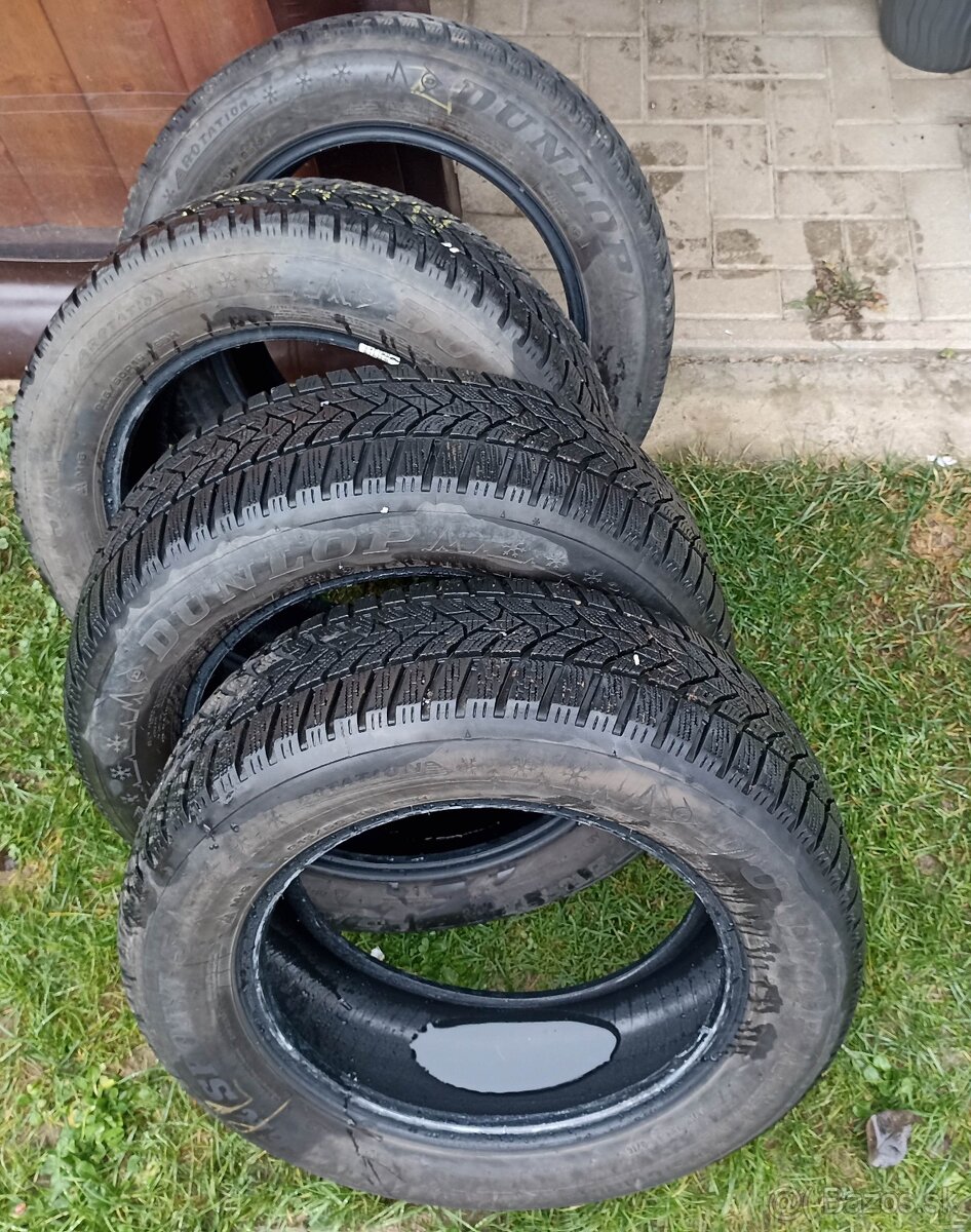 Zimné pneu Dunlop 215 60 R16 - 8