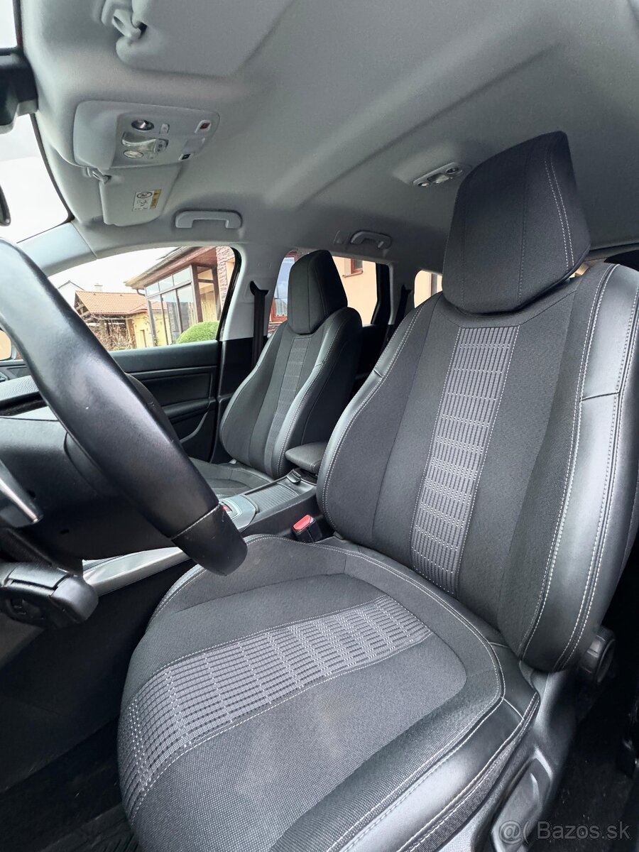 Peugeot 308SW 1.5BlueHDi EAT8 - 8