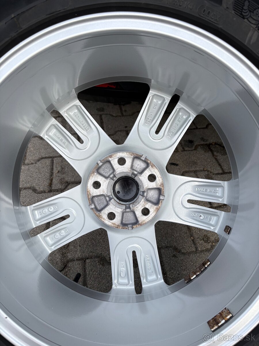 Originál SEAT 215/50 R18 5x112 - 8