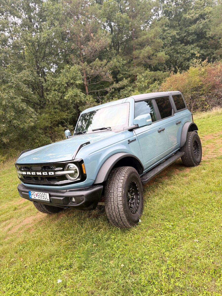 Ford Bronco 2.7 V6, 2023 – 38 000 km, top stav a výbava - 8