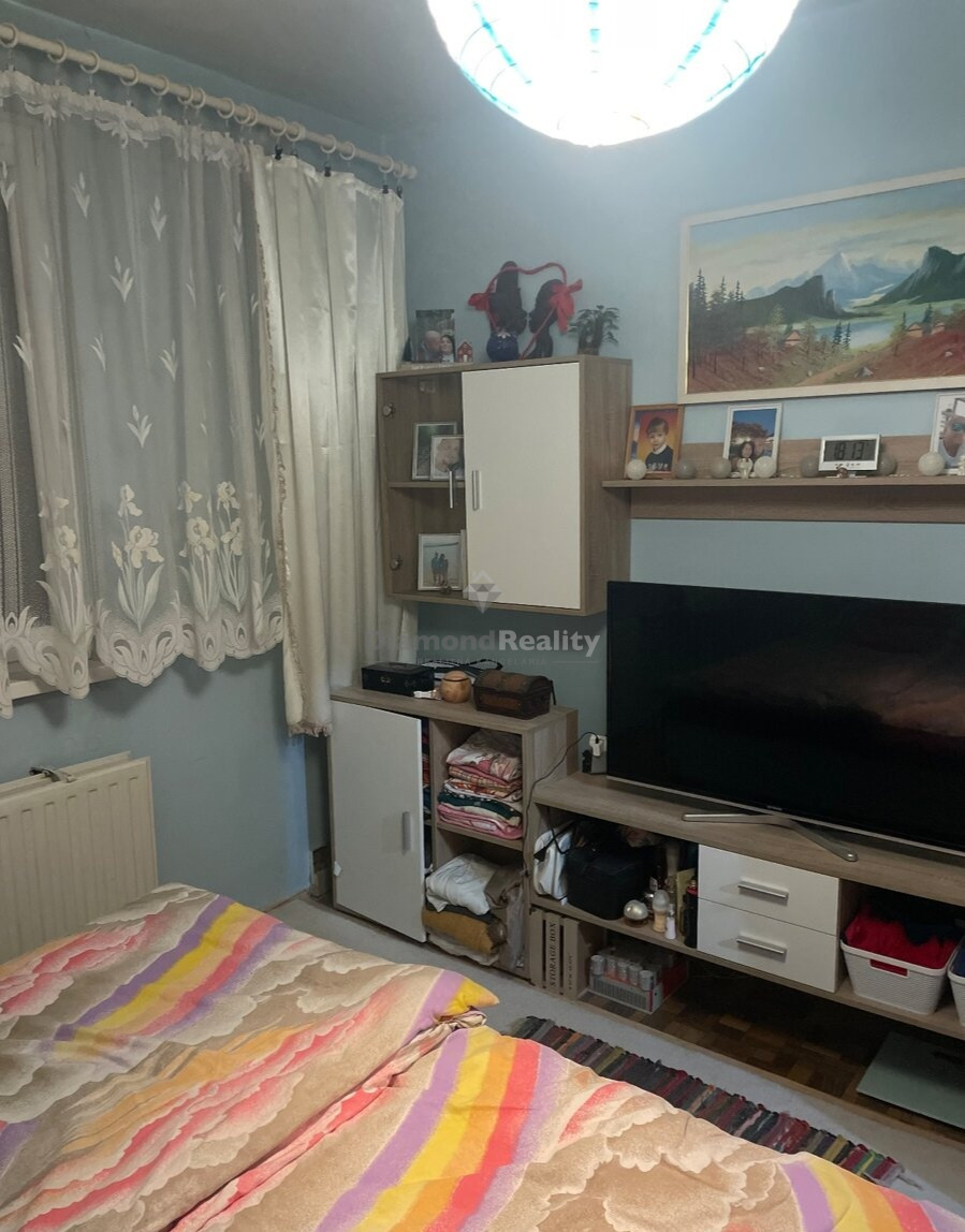 Na predaj 3 izbový byt, ulica Sama Czabana, Rožňava - 8