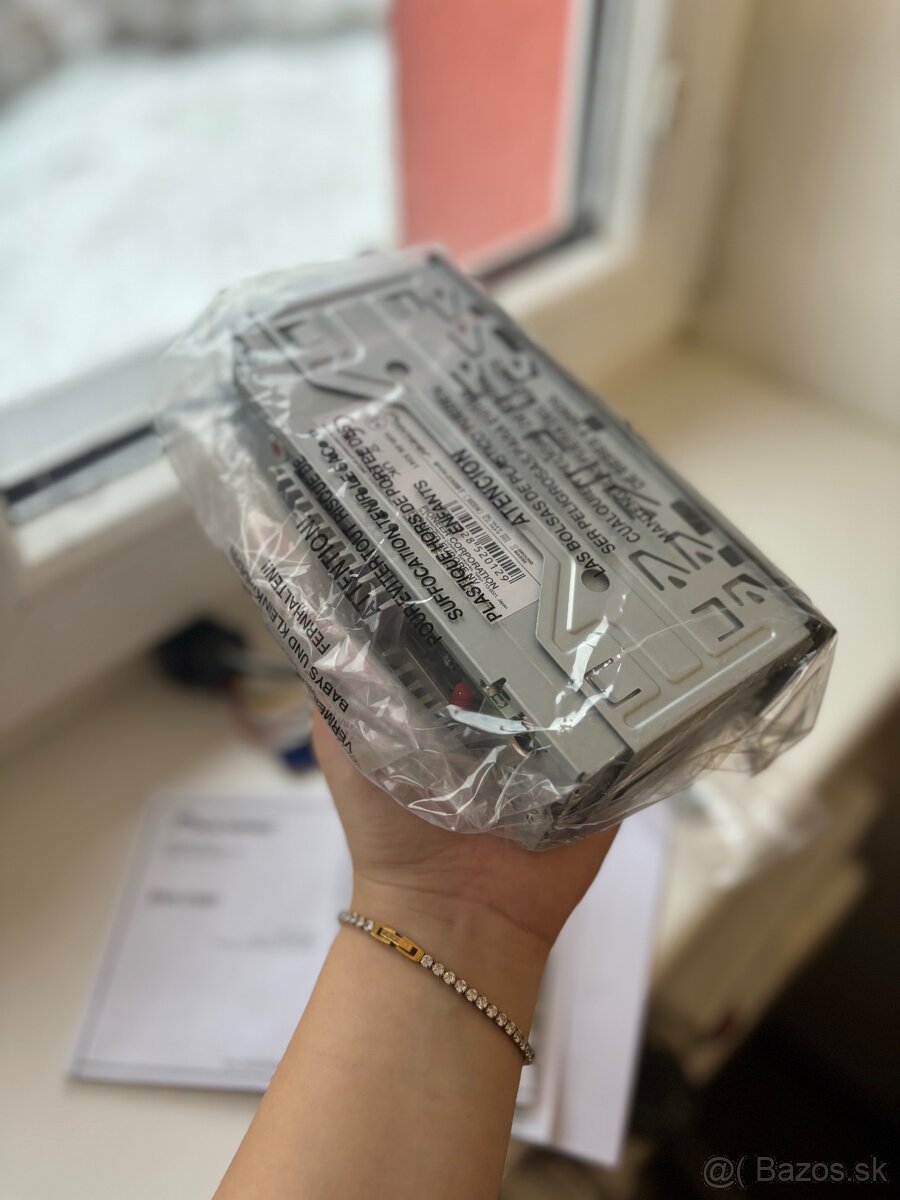 Autorádio Pioneer MVH-230BT - 8