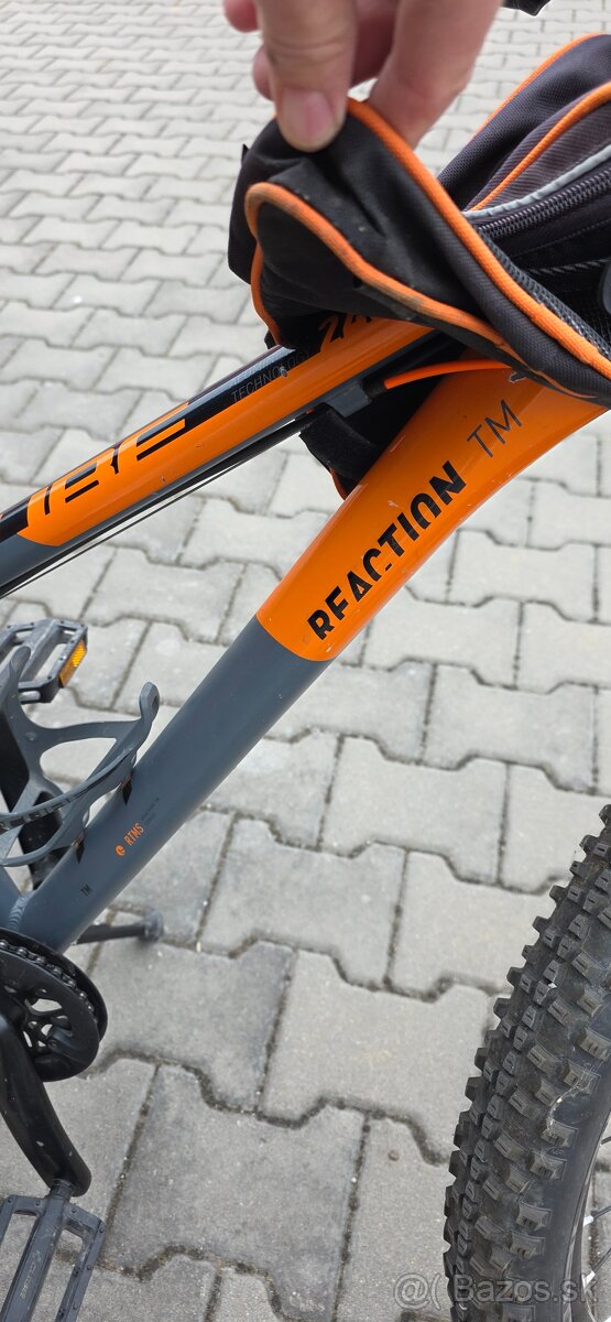 Decky horský bicykel Cube reaction 24 - 8