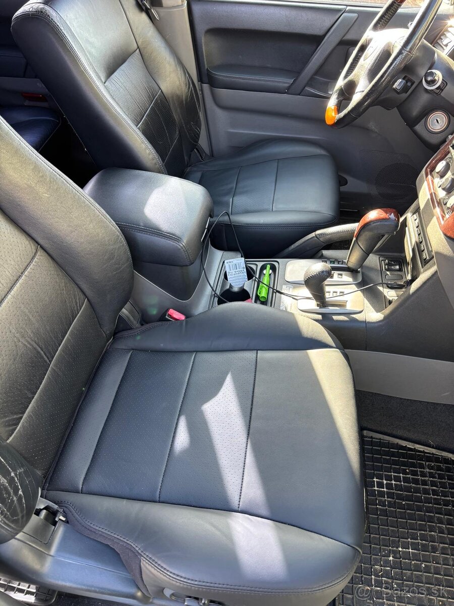 Mitsubishi Pajero 3.2 - 8