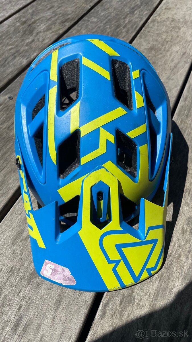 Leatt Enduro prilba - 8