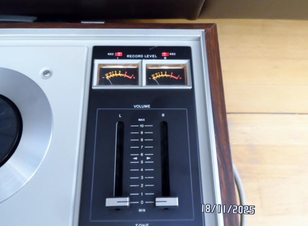 Kotučový magnetofon SONY TC-270 + repro SONY - 8