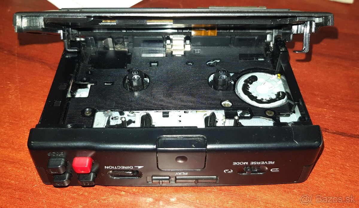 AIWA volkmen-na opravu - 8