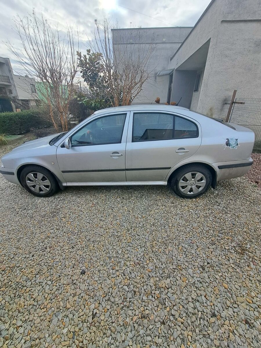 Predám Škoda Octavia 1,6 - 8