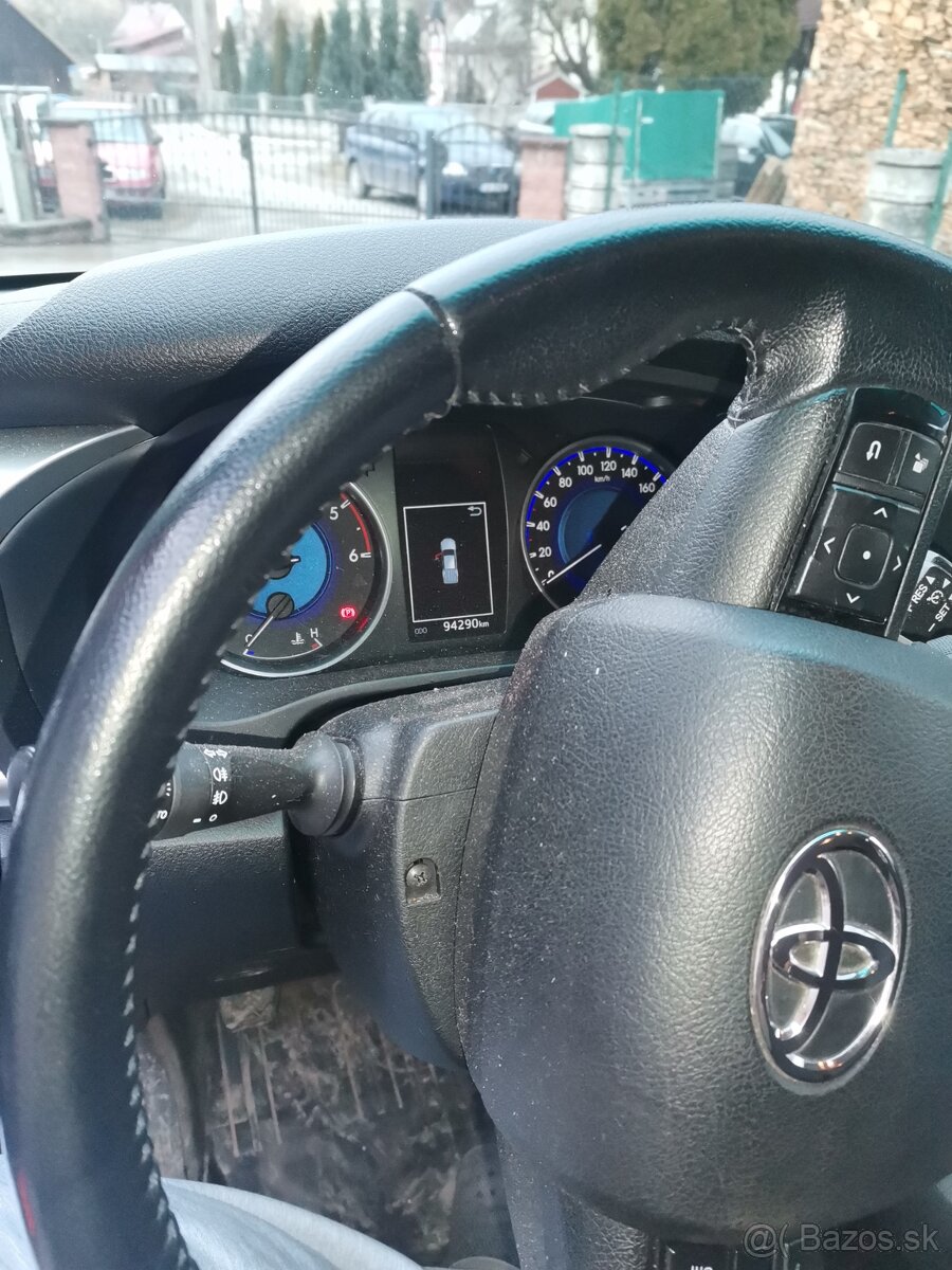 Toyota hilux 2.4 - 8