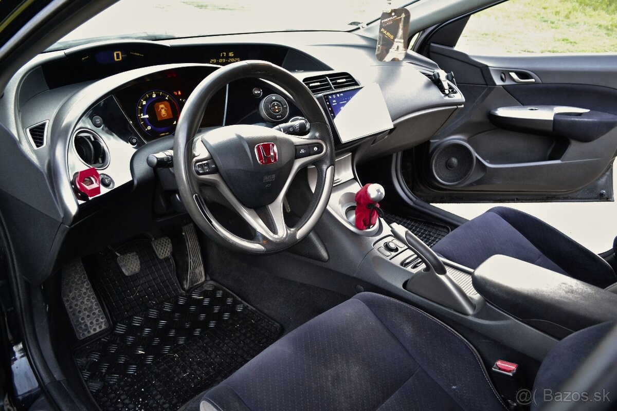 Predám Honda Civic 2.2 CTDi 103kw, type S packet - 8
