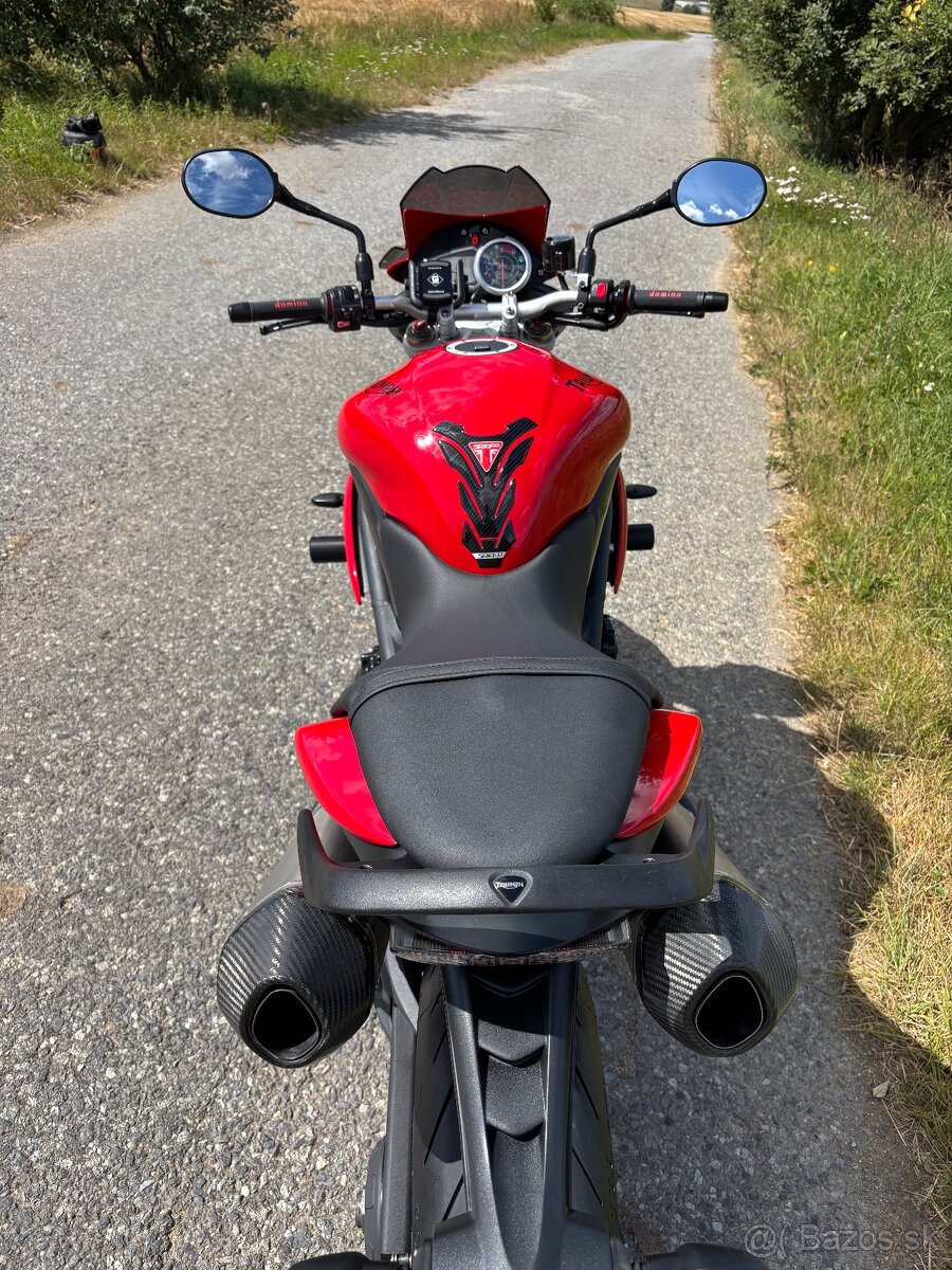 Triumph Speed Triple 1050 - 8