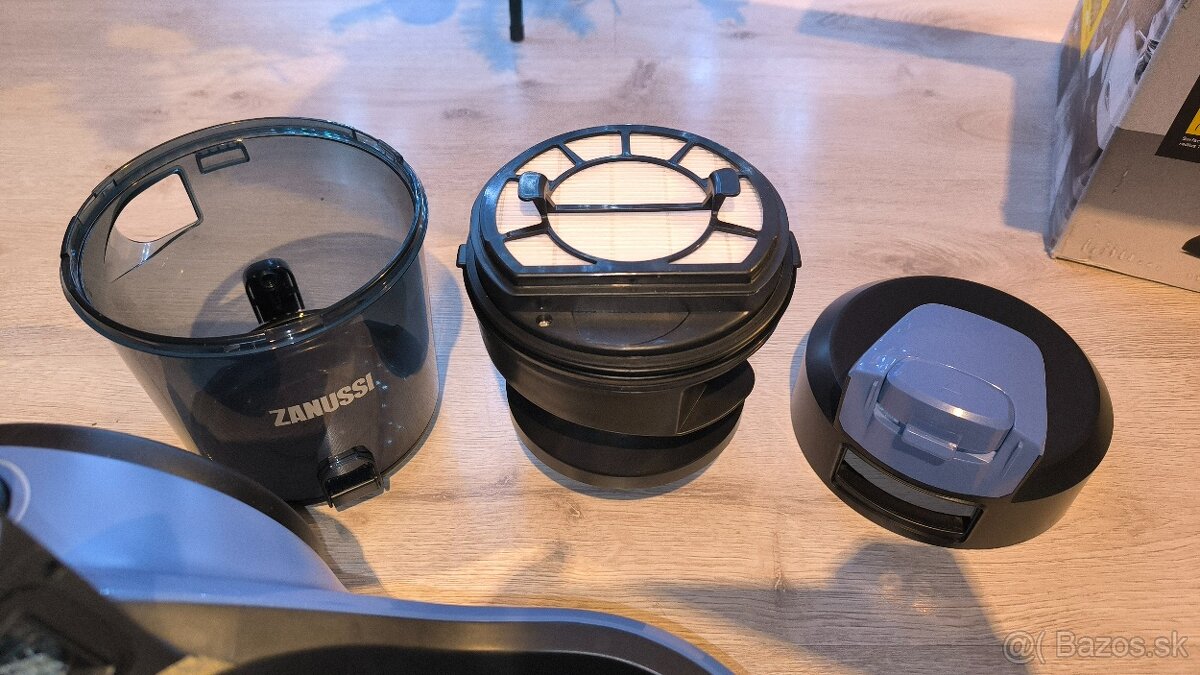 Nový bezvreckový vysávač Zanussi - 8