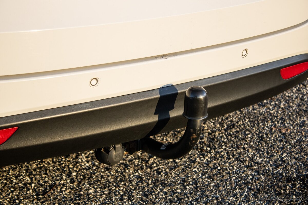 Hyundai i40 CW 1.7 CRDi A/T, 104kW - 8