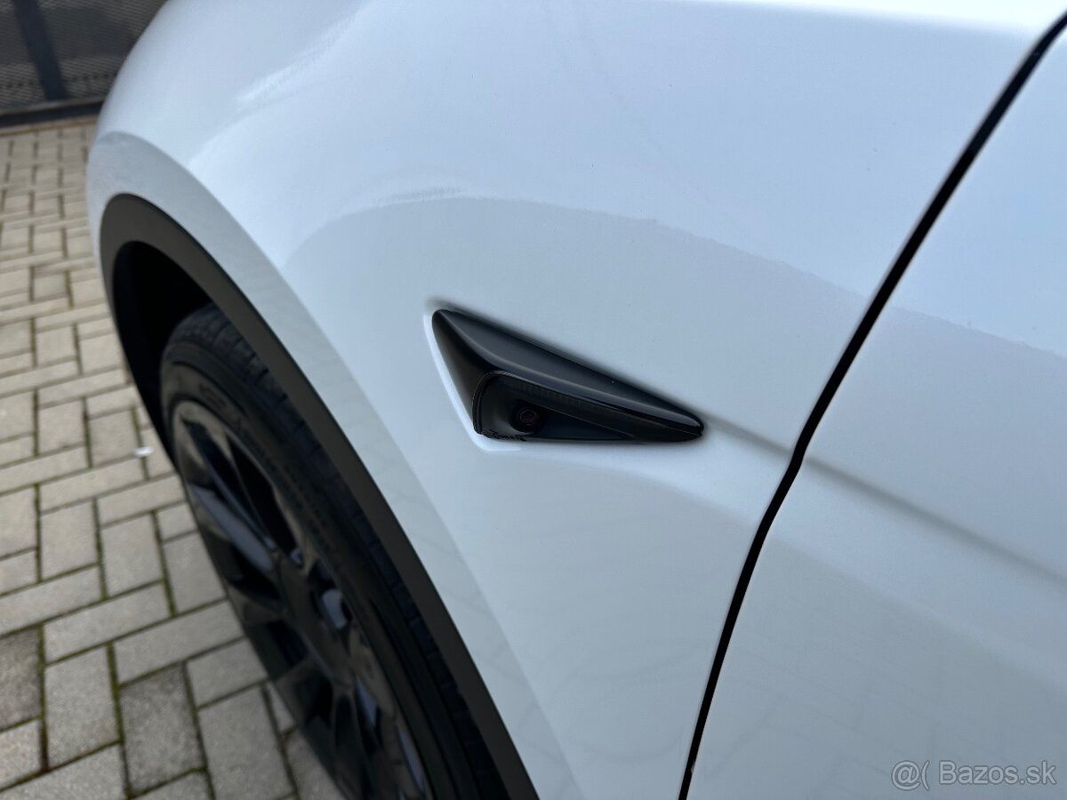 Tesla Model Y 75kWh Long Range AWD - 8