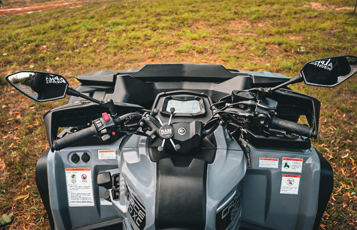 CFMOTO 850XC + radlica na sneh,3x kufor, plachta, alarm... - 8