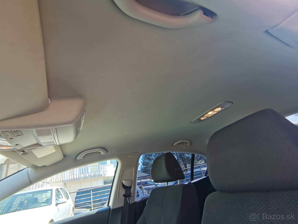 Volkswagen Passat b6 2.0 - 8