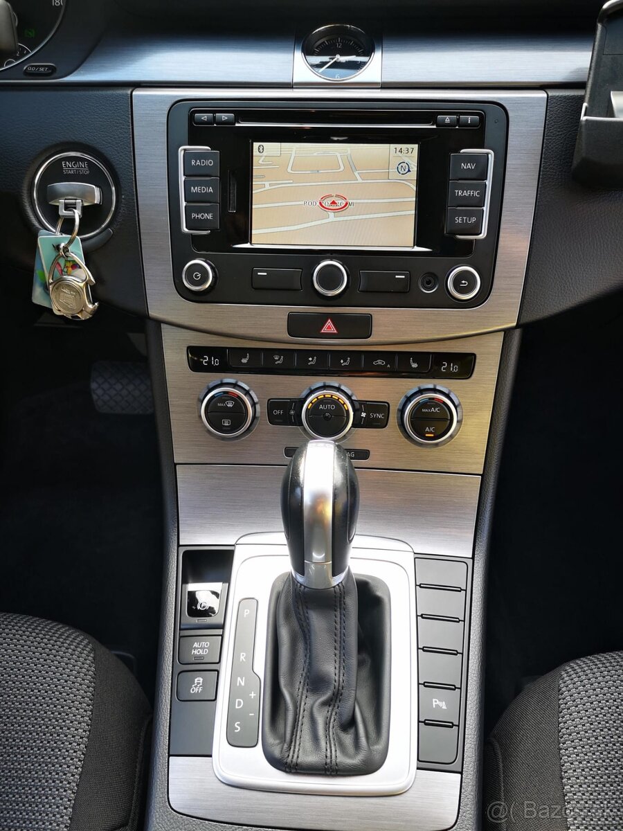 PASSAT COMBI benzín + CNG - 8