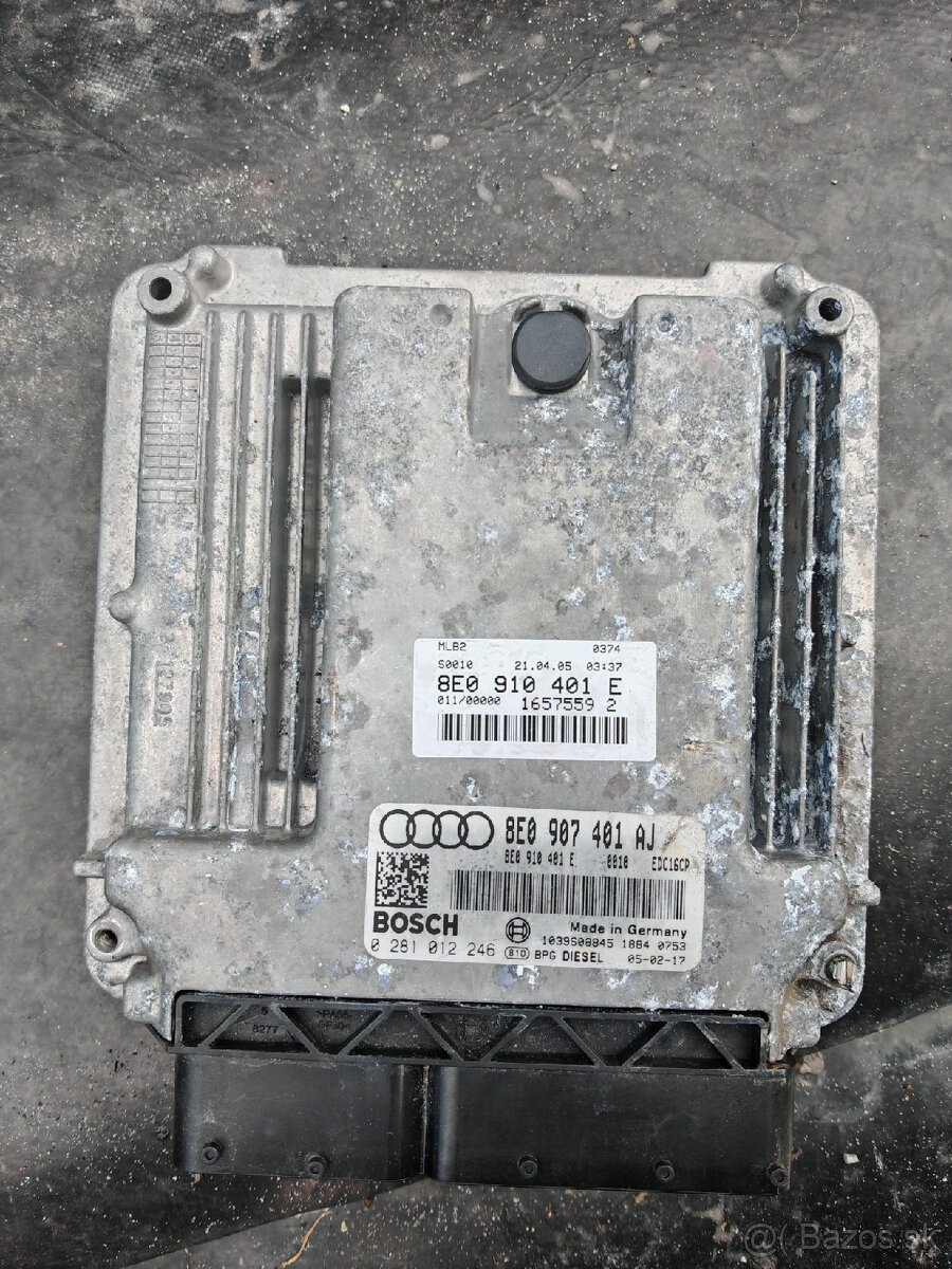 ROZPREDÁM Audi A4 B7 Avant 3.0 TDI - 8