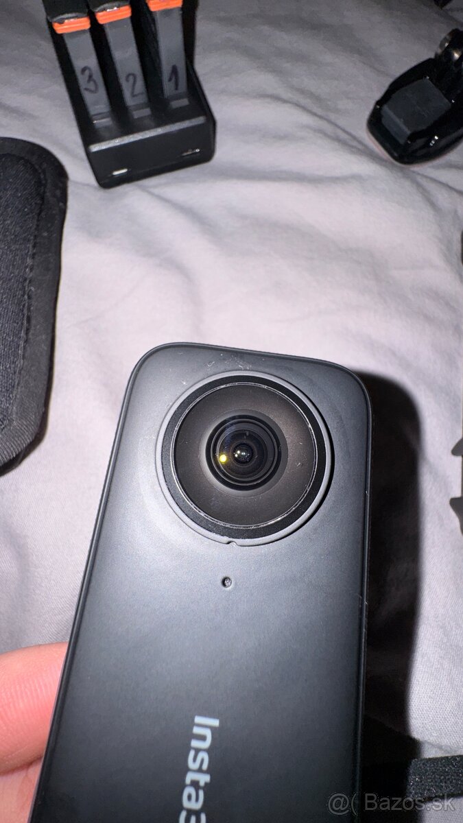 Predám Insta360x3 - 8