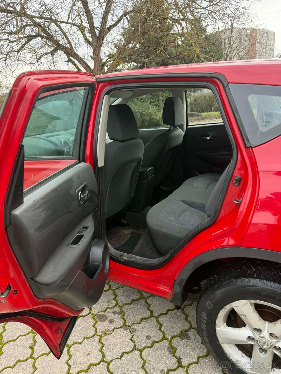 Nissan quashqai 1.6 - 8