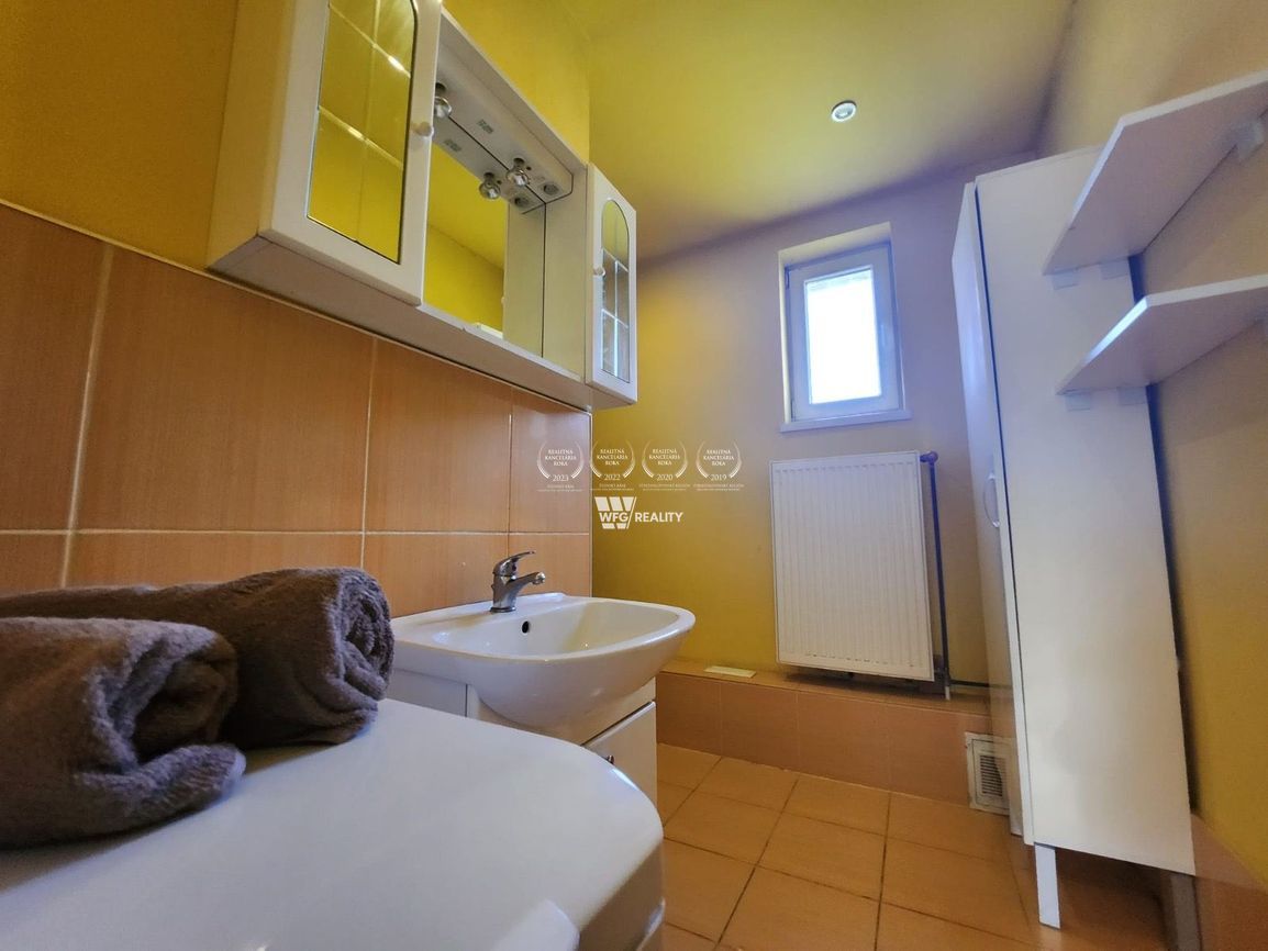 REZERVOVANÉ - Predaj - rodinný dom Rosinky - Žilina - 8