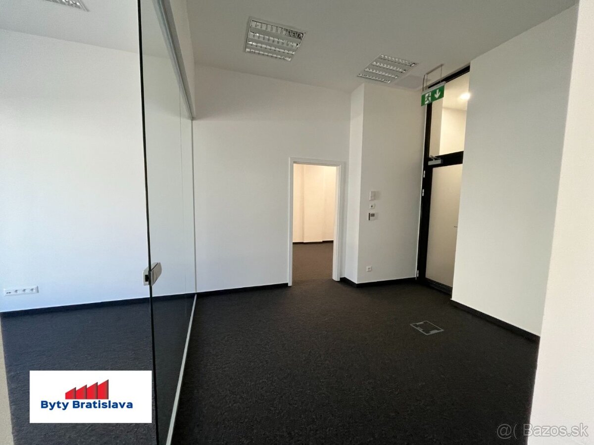 Prenajmem kancelárie pri Prezidentskom paláci, BA I - 8