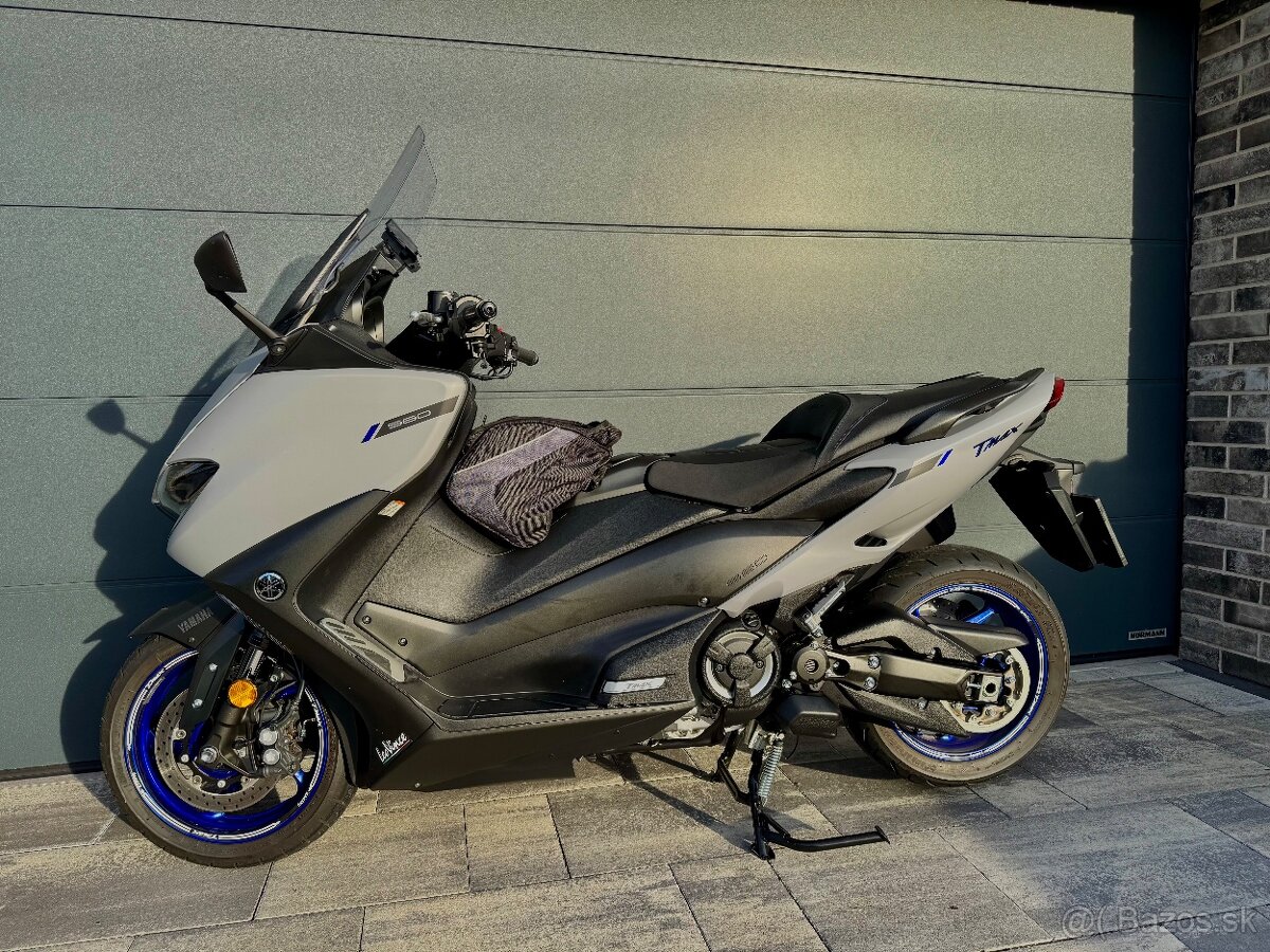 Yamaha Tmax 560 - ako nový - 8