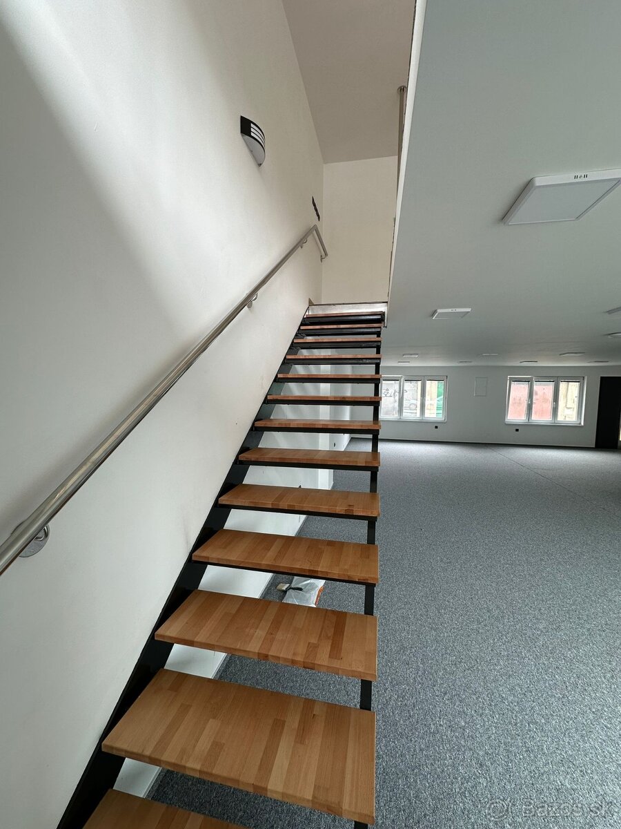 Na prenájom: Moderný kancelársky priestor v centre Ružomberk - 8