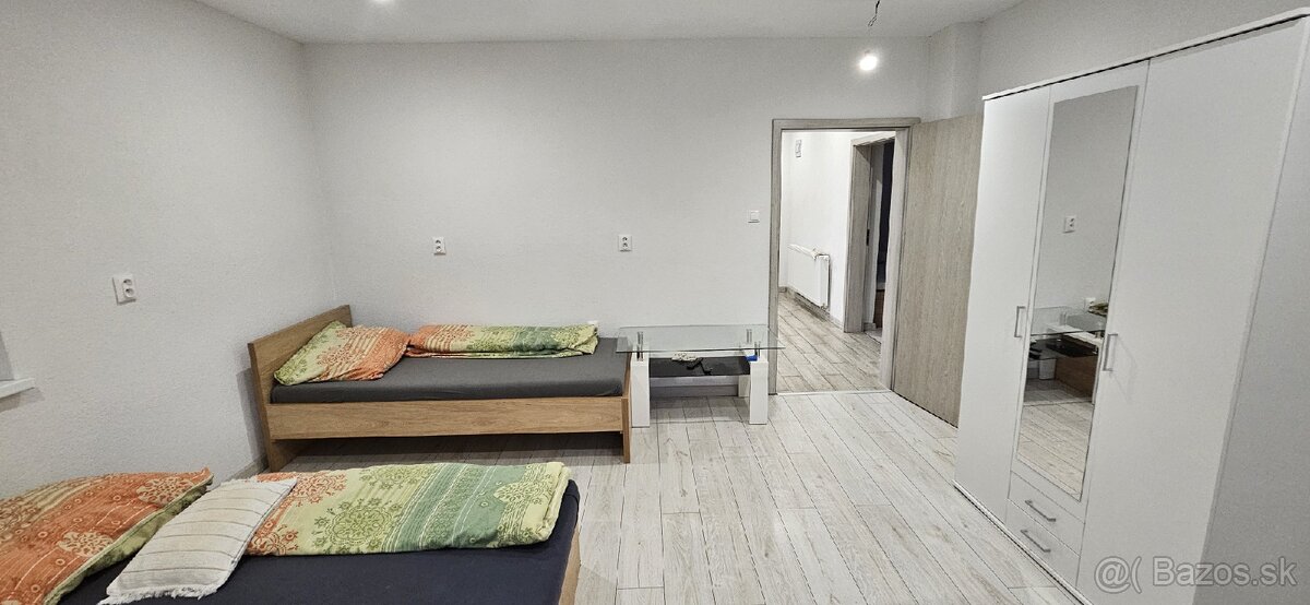 Dom s veľkým pozemkom Podkriváň - 8