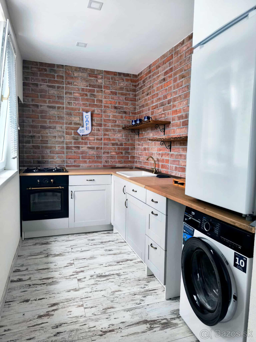 ‼️ NA PRENÁJOM - 2 IZBOVÝ BYT V CENTRE MESTA PARTIZÁNSKE ( N - 8