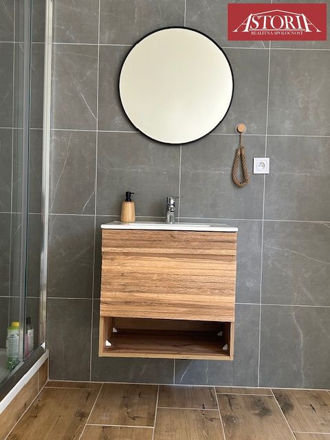 EXKLUZÍVNA CHATA VO VALČIANSKEJ DOLINE - NOVOSTAVBA - 8