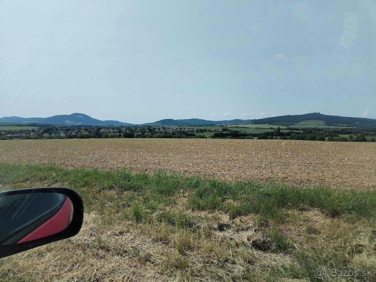 Pozemok SLAZANY/ RK NEVOLAŤ - 8
