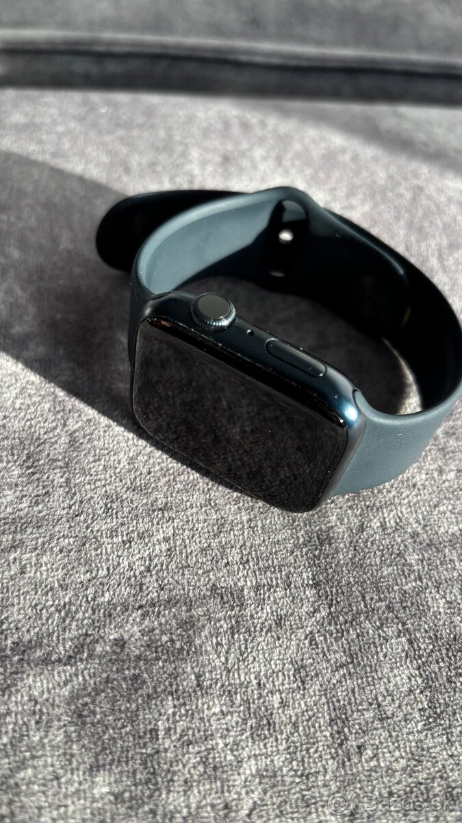 Apple Watch series 8 - 8