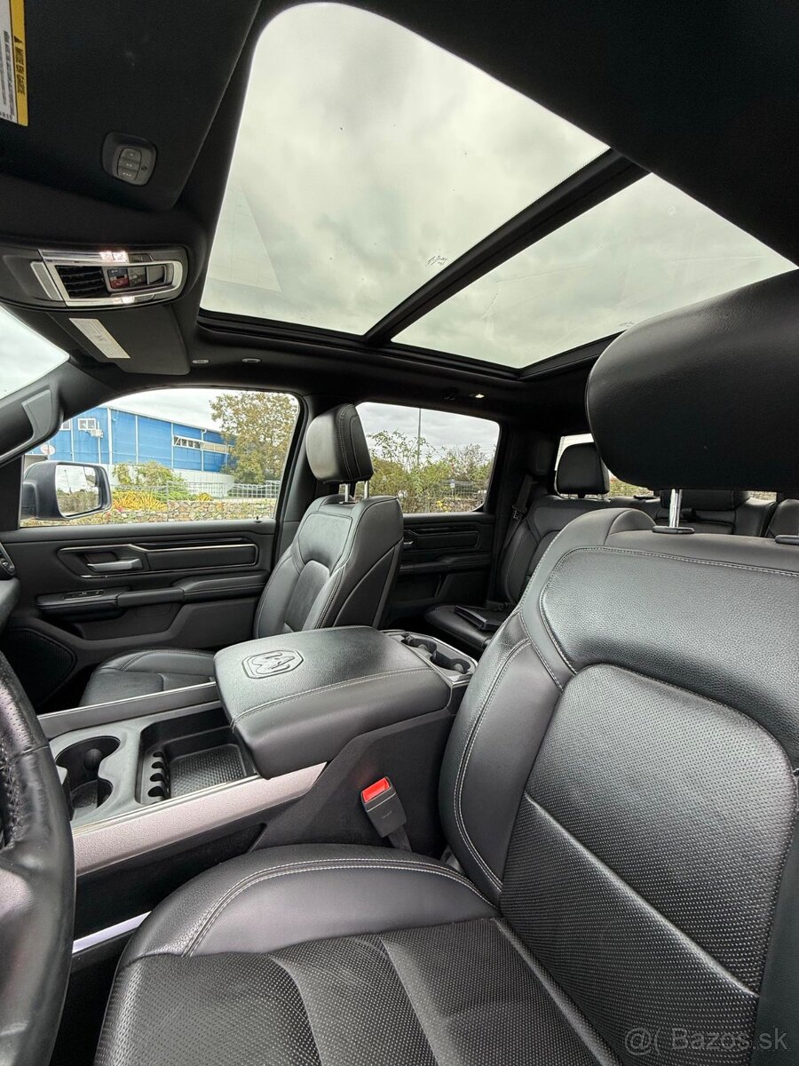 Dodge Ram 1500 šport 4x4 - 8