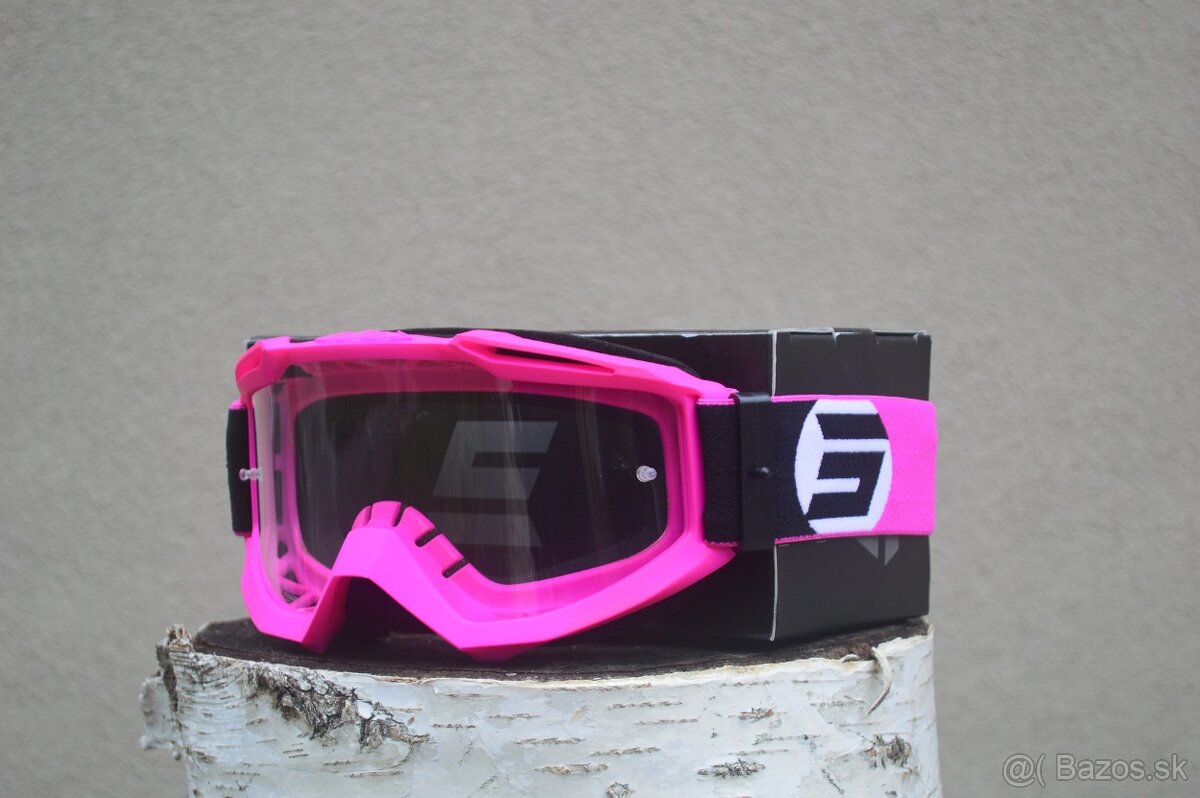shot enduro lakovan. ružová helma okuliare - 8