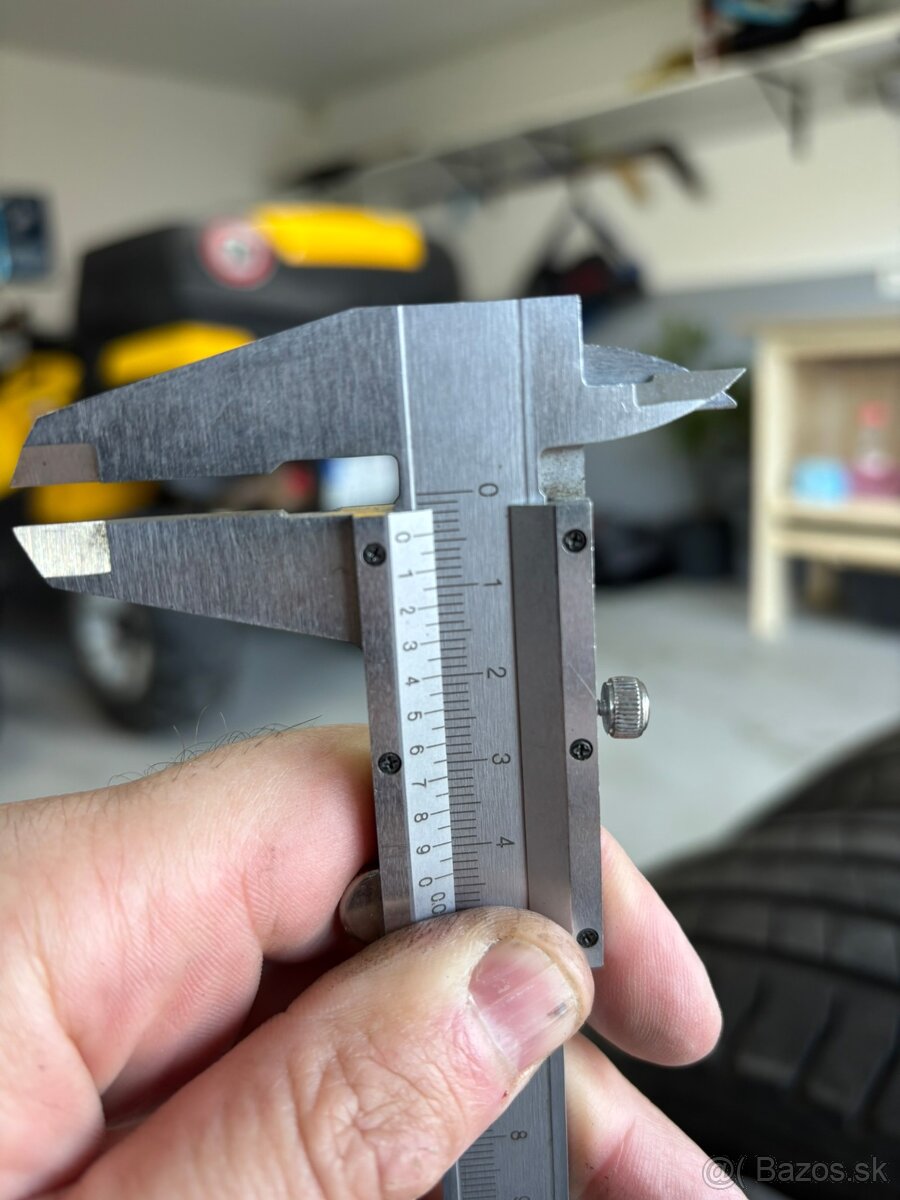 Pneumatiky 275/45R20 - 8