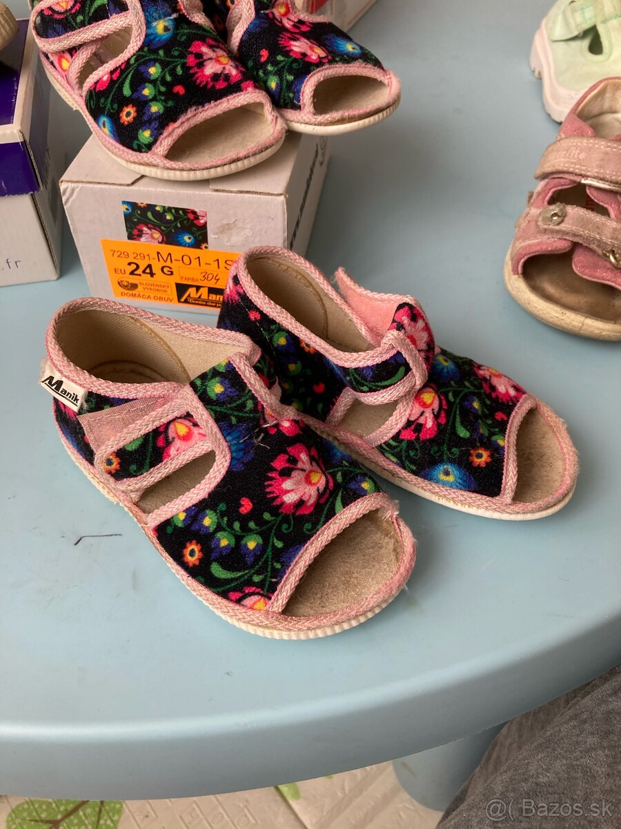 Dievčenské topánky č. 24 - 8