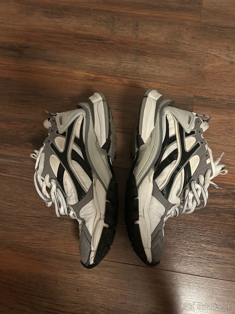 Balenciaga runner 2.0 cierno biele - 8