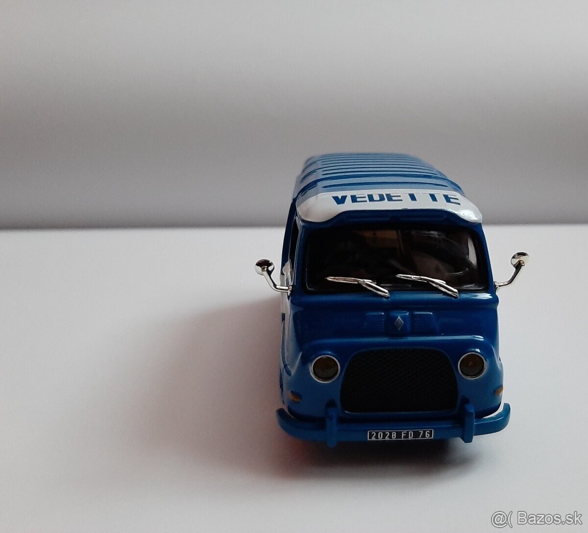 1:43 RENAULT ESTAFETTE VEDETTE - 8