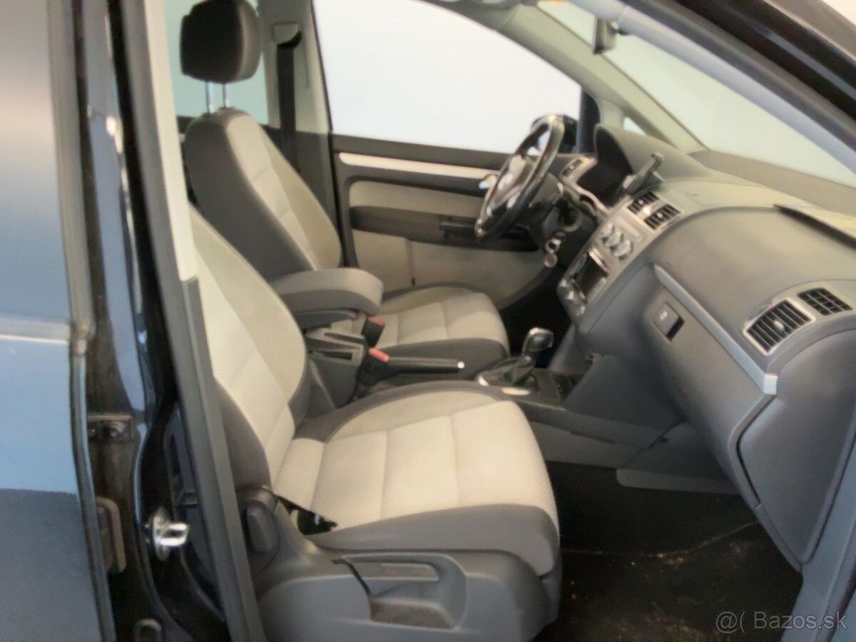 Volkswagen Touran Cross 2.0 TDi DSG 2015 - 8