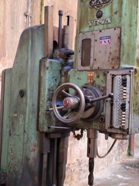 Prodám Použitá vrtačka VR 4 A, r. v. 1966 - 8