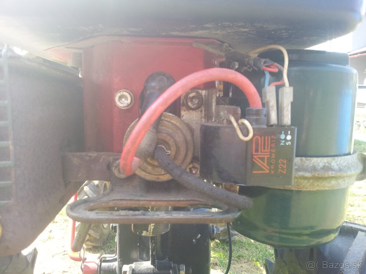 Malotraktor Vari QUATTRO 6 Hp - 8