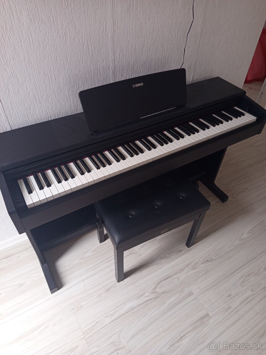 klavir yamaha - 8