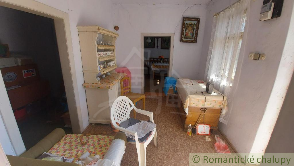 Malá chalúpka na okraji polosamoty s 40 á pozemkom v obci - 8