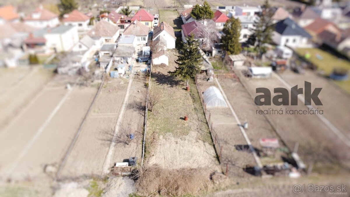 AARK: Starý rodinný dom s pozemkom 791 m2, Abrahám - 8