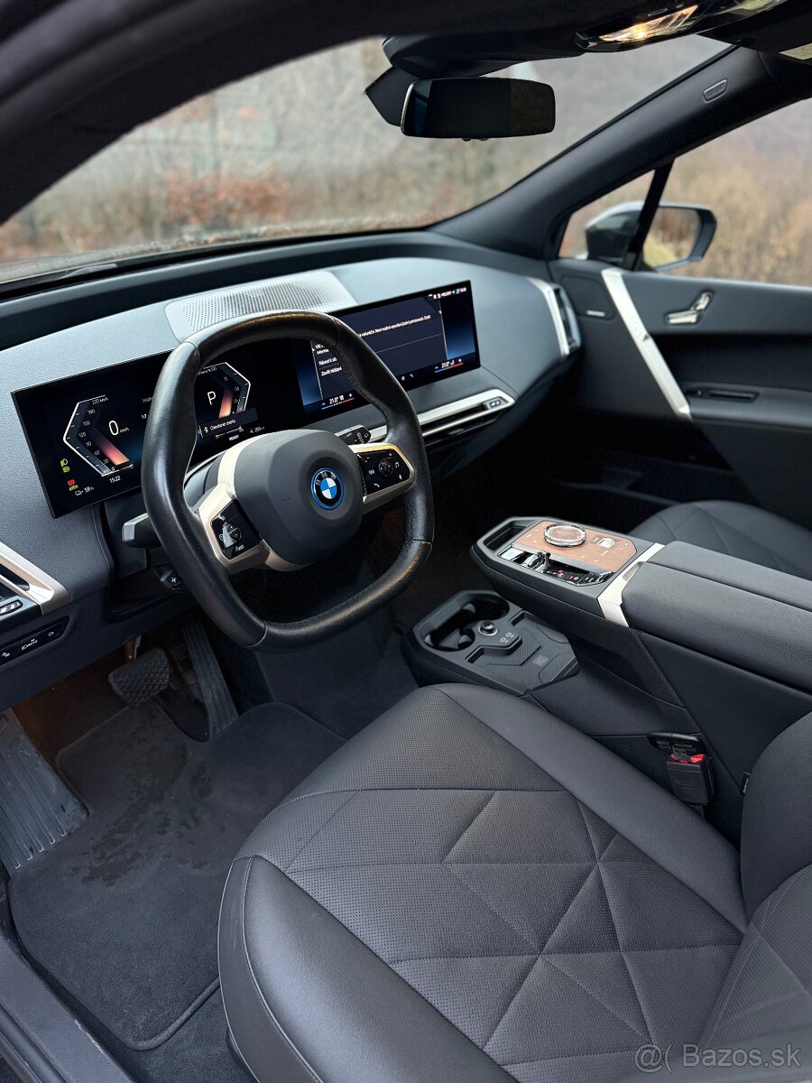 BMW IX 50 xDRIVE ZÁRUKA - 8