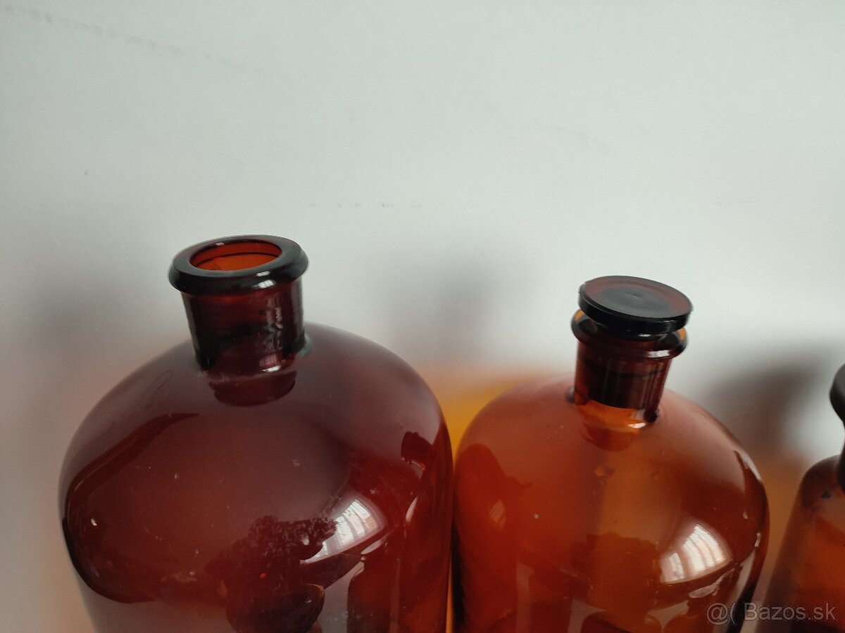 Staré chem. sklo. - 8