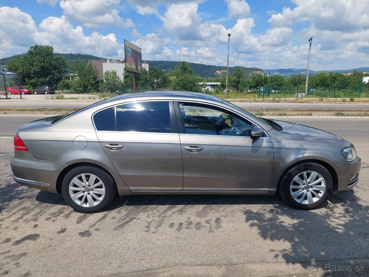 Volkswagen Passat 2.0 TDI BMT Comfortline - 8